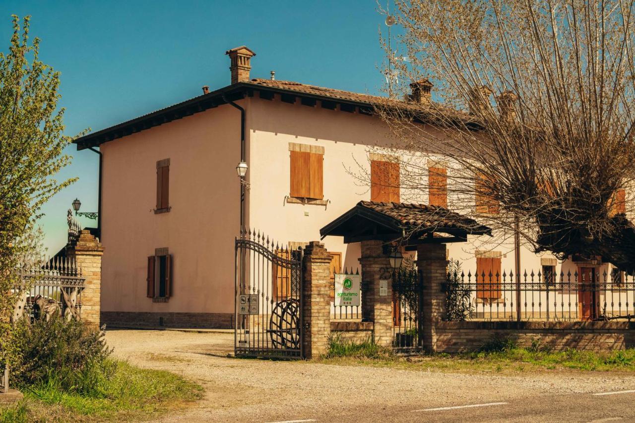 Agriturismo Garzole كاستيلفرانكو إميليا المظهر الخارجي الصورة